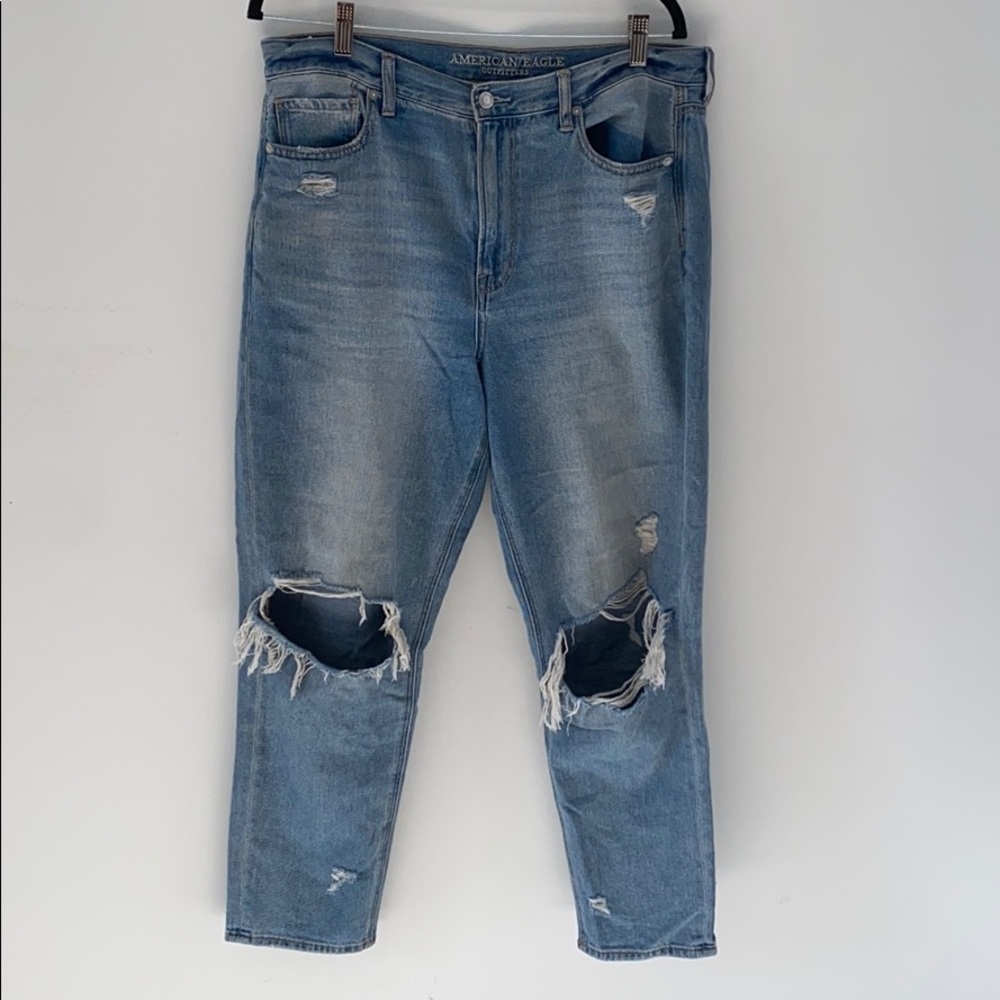American Eagle Girlfriend Jeans